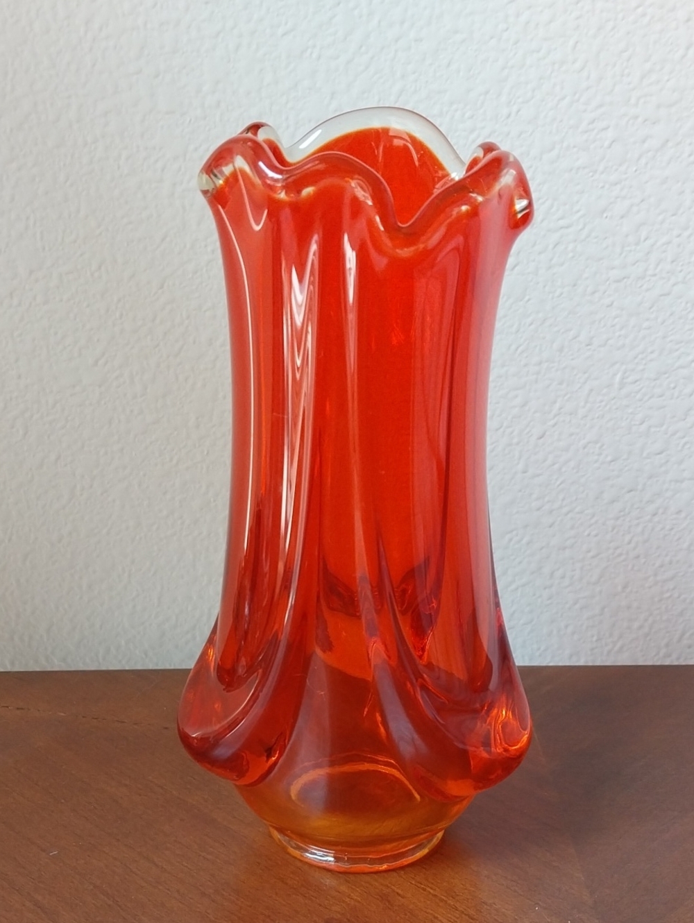 Hand-Blown Amborina Viking Glass Vase with Ruffled Rim